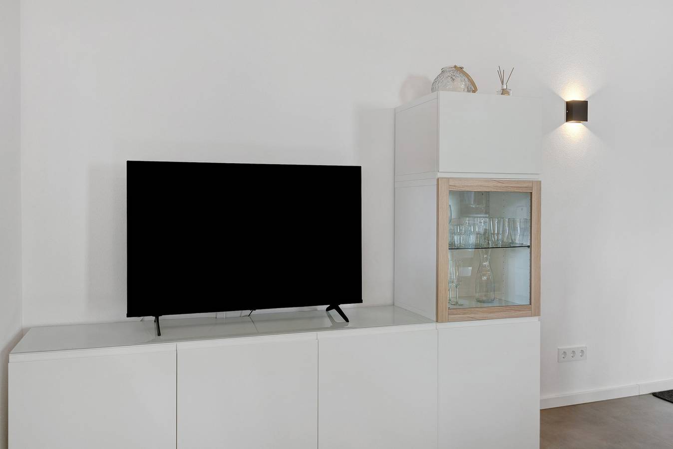 Ganze Wohnung, Ferienwohnung '57 Qm' mit Balkon und Wi-Fi in Moos, Untersee