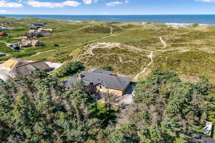 Ferienhaus für 9 Personen, mit Whirlpool und Terrasse sowie Sauna in Klegod