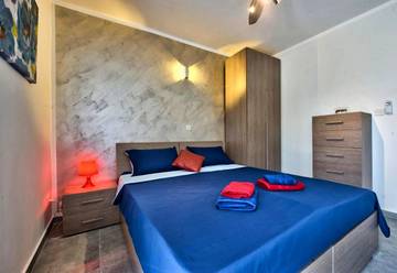 Gîte pour 4 personnes, avec terrasse dans Qawra