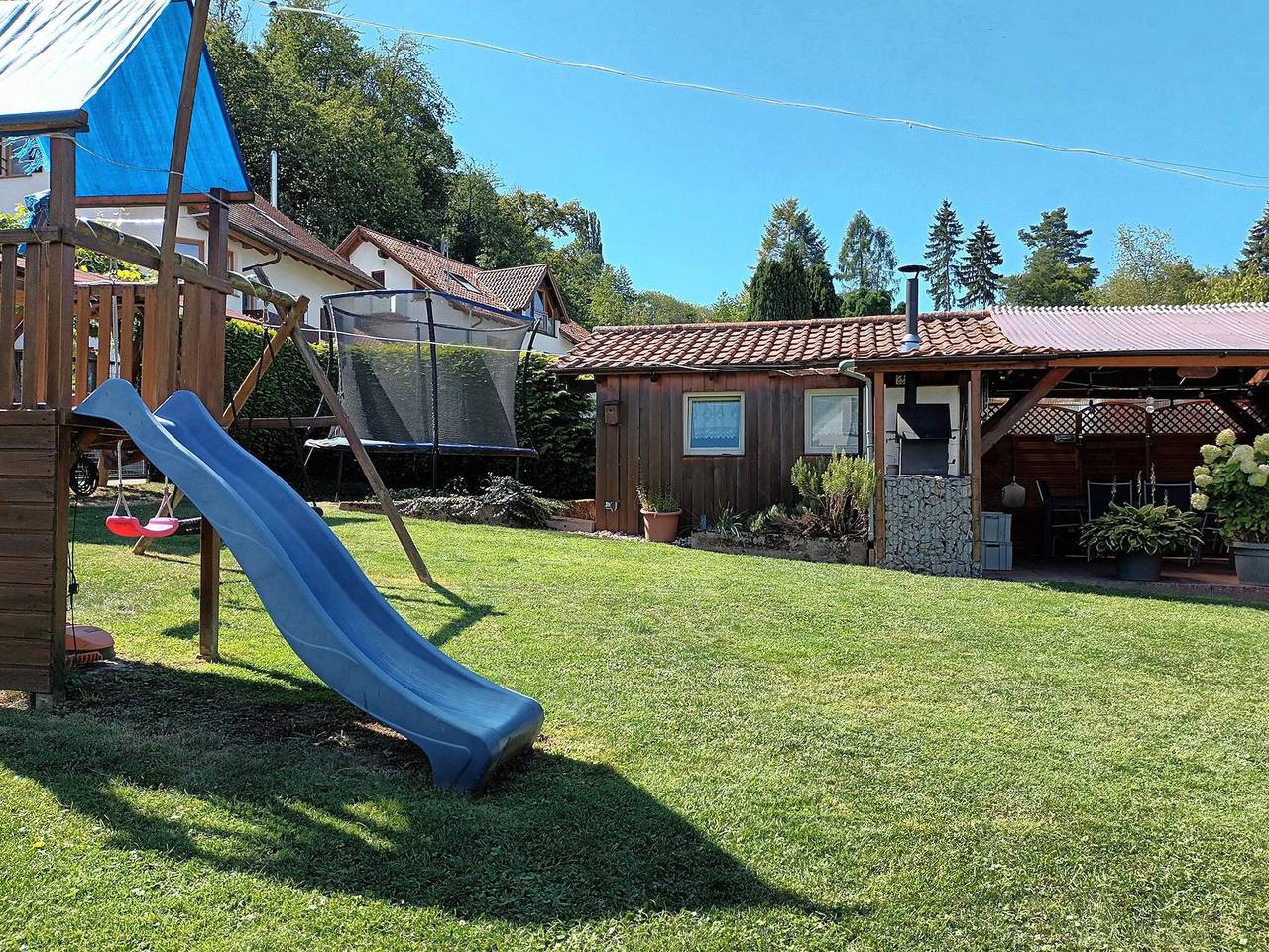 Ganze Ferienwohnung, Haus Petra - Kleine Ferienwohnung mit Balkon in Gleiszellen-Gleishorbach, Südliche Weinstraße
