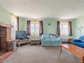Holiday Rental for 11 People in Sea Palling, Norfolk, Photo 1
