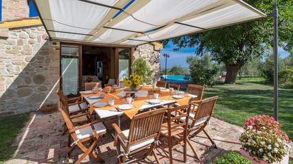 Casa Vacanza per 12 Persone in Montecarotto, Provincia di Ancona, Foto 1