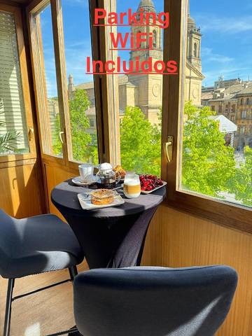 Gîte pour 3 personnes, avec balcon et vue à Estella