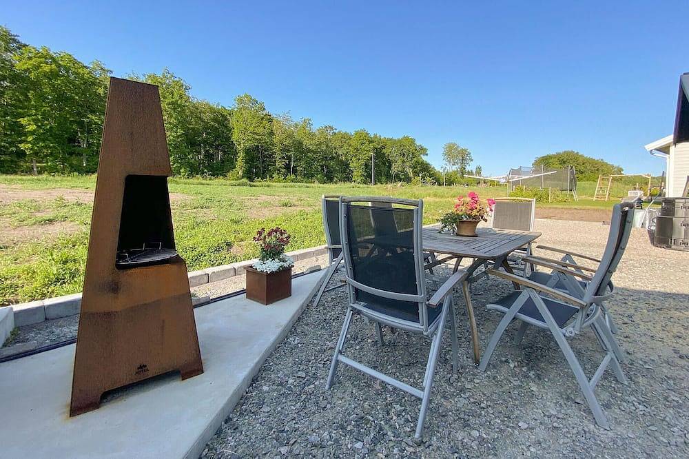 Cozy home in Tvååker with kitchen in Varberg, Halland