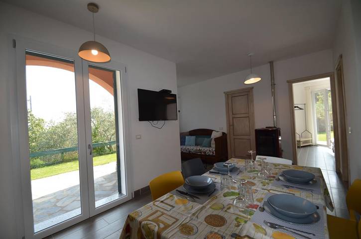 Ferienhaus für 6 Personen, mit Ausblick und Pool sowie Garten in Dolcedo - 3