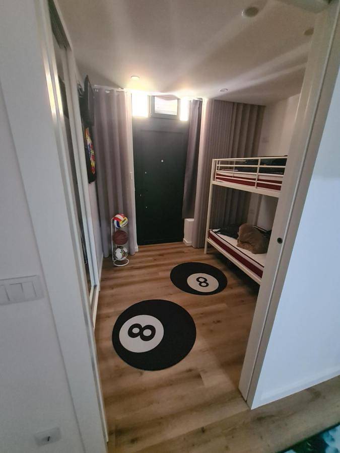 Apartamento inteiro, One-Bedroom Apartment in Póvoa de Varzim, Distrito do Porto