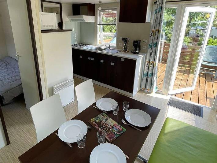 Camping Le Chanet - Mobilheim 4 personen - Saint Roch in Ornans, Französischer Jura