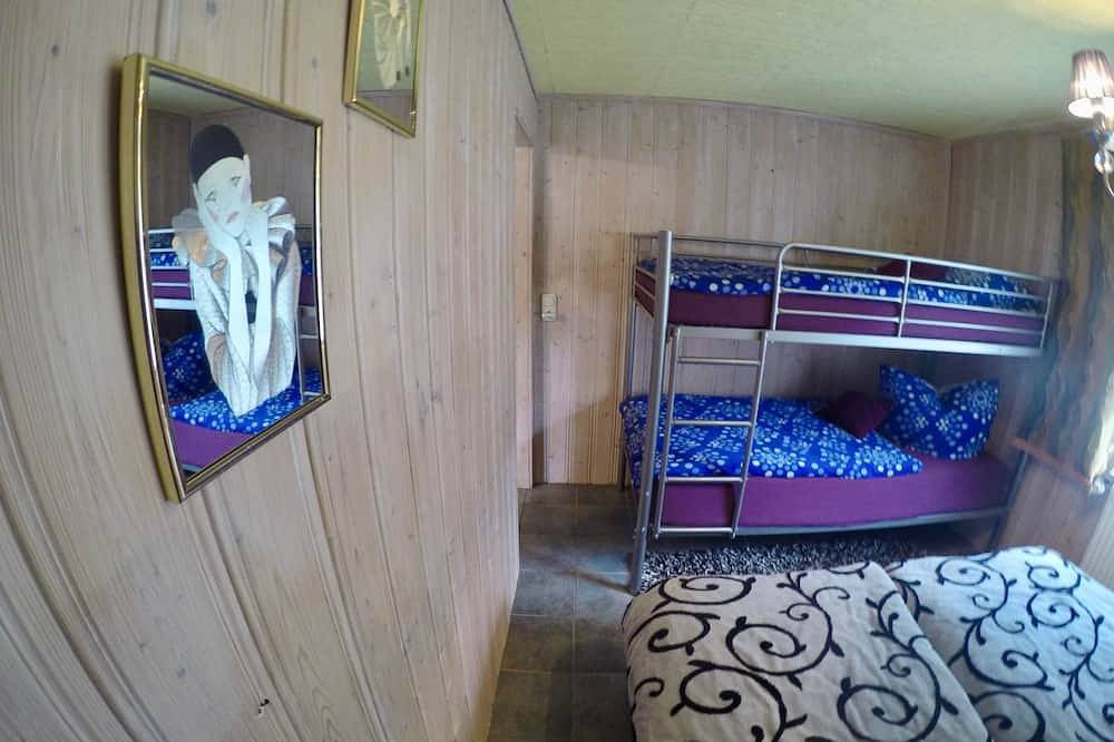 Ganze Wohnung, Ferienwohnung nähe Rennsteig und den größten Stauseen Deutschlands in Lobenstein, Bad Lobenstein