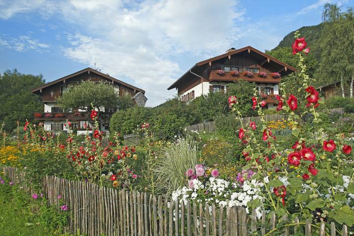 Bauernhof, mit Balkon und Garten