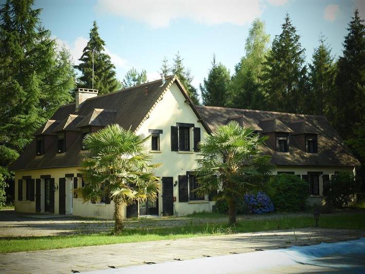 Location de vacances pour 14 personnes, avec jardin et terrasse à Parigné-l'Évêque - 3