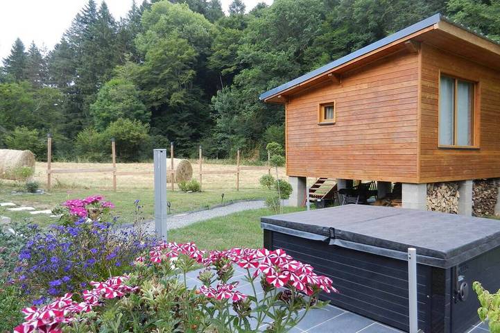 Cabaña de madera para 2 personas, con jacuzzi y jardín - 1