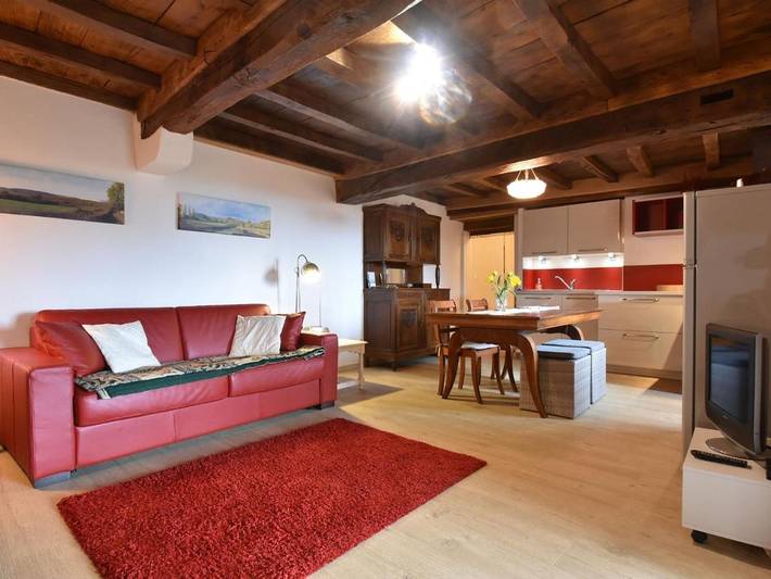 Location de vacances pour 2 personnes, avec Terrasse et Jardin à Joncy
