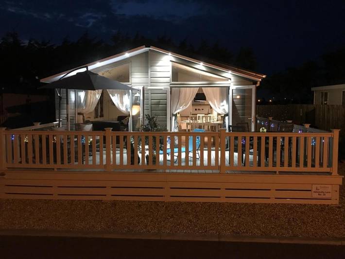 Location de vacances pour 8 personnes, avec vue ainsi que piscine et jardin, animaux acceptés à Portsmouth - 2