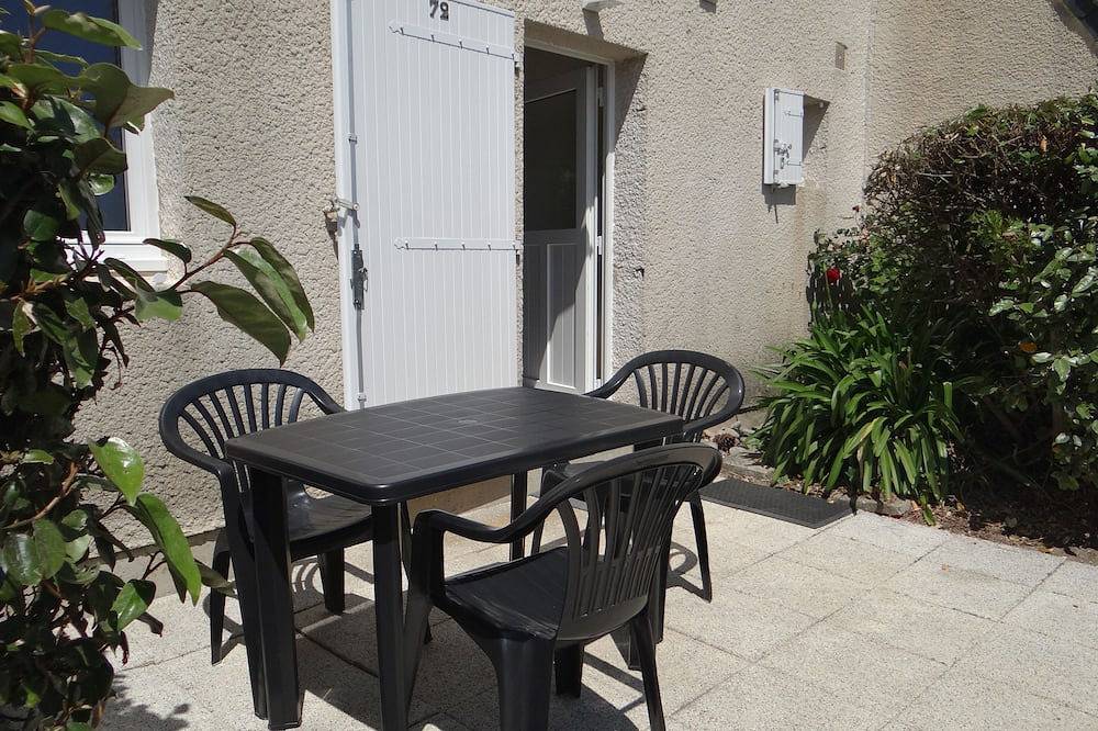 Apartamento entero, Estudio en las dunas con pequeño jardín. in Barneville-Carteret, Côte de la Déroute