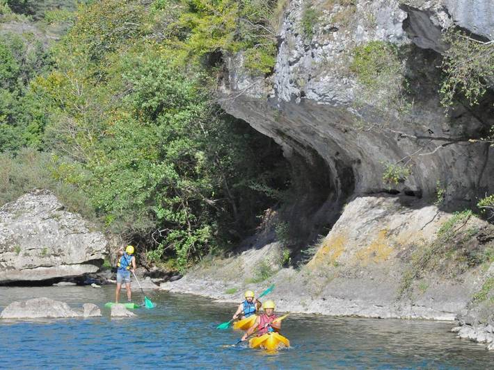 Camping pour 5 personnes, avec bassin pour enfant ainsi que terrasse et piscine, animaux acceptés à Millau - 4