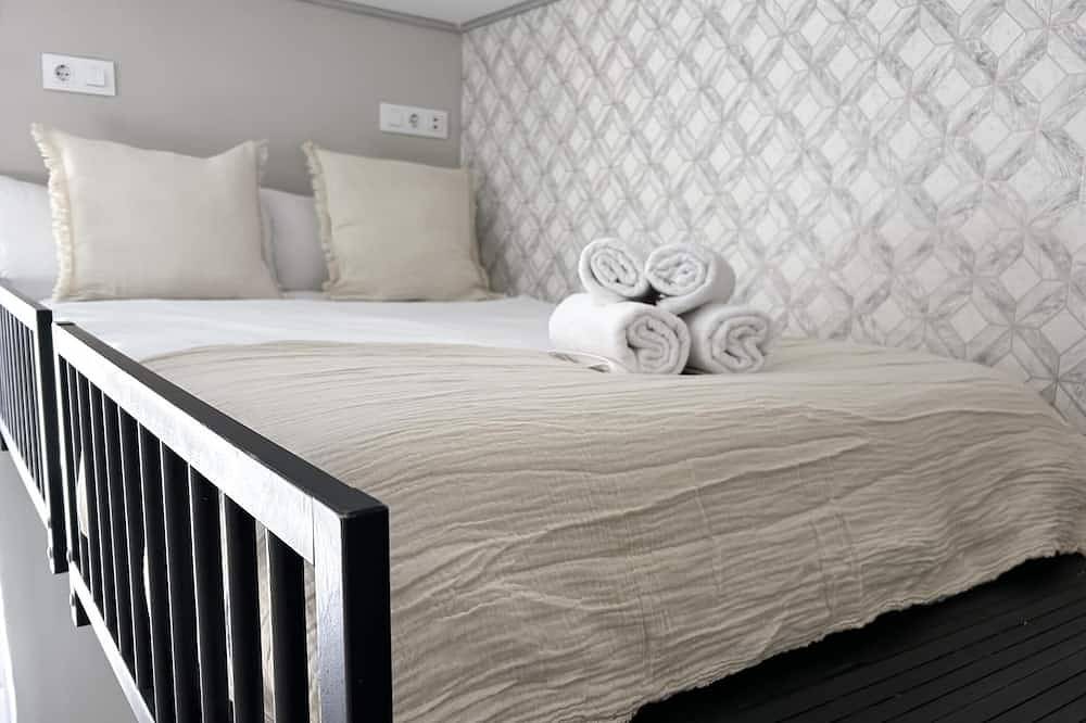 Entire apartment, Madrid Experience - 3-Bedroom Apartment in the City Center in Centro (Madrid), Madrid