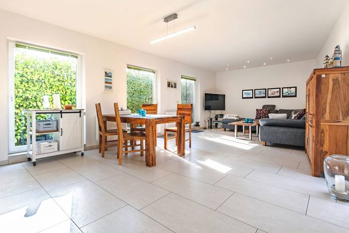 Ferienhaus für 4 Personen, mit Balkon und Garten in Sagard