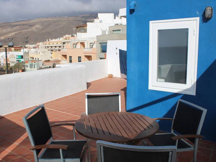 Apartamento entero, Apartamento de vacaciones para 8 personas con balcón in Playa La Charcada (Güímar), Güímar