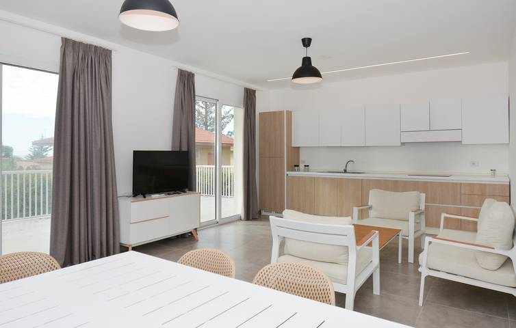 Apartamento vacacional entero, Acogedor apartamento AC con terraza, parking y WiFi a 1,5km de la playa de Sampieri in Marina di Modica, Módica
