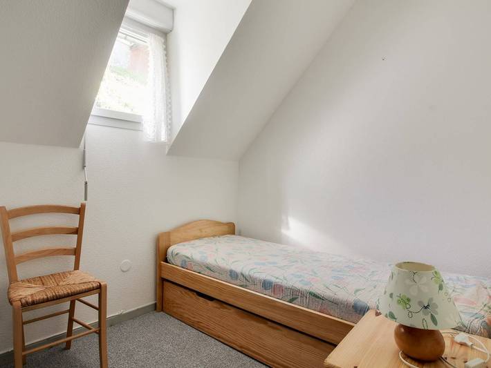 Ganze Wohnung, 3-Zimmer-Duplex, 6 Pers., Terrasse, Ruhig, Nahe Zentrum in Esquièze-Sère, Nationalpark Pyrenäen