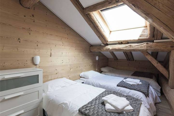 Location de vacances pour 14 personnes, avec balcon et jacuzzi à Les Chapelles - 2