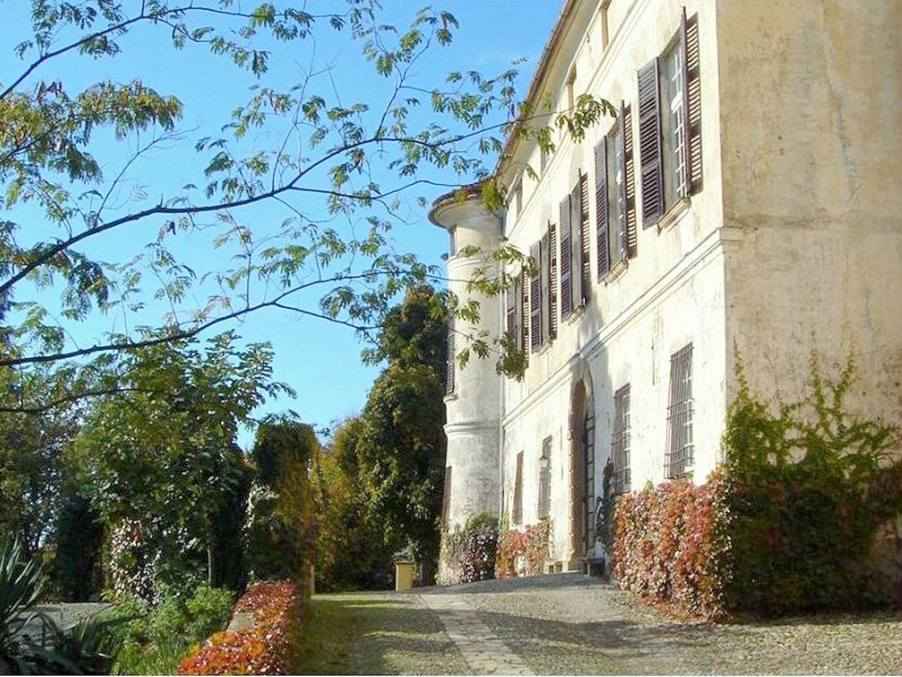 Una estancia en un castillo en la región vinícola in Rocca Grimalda, Provincia d'Alessandria