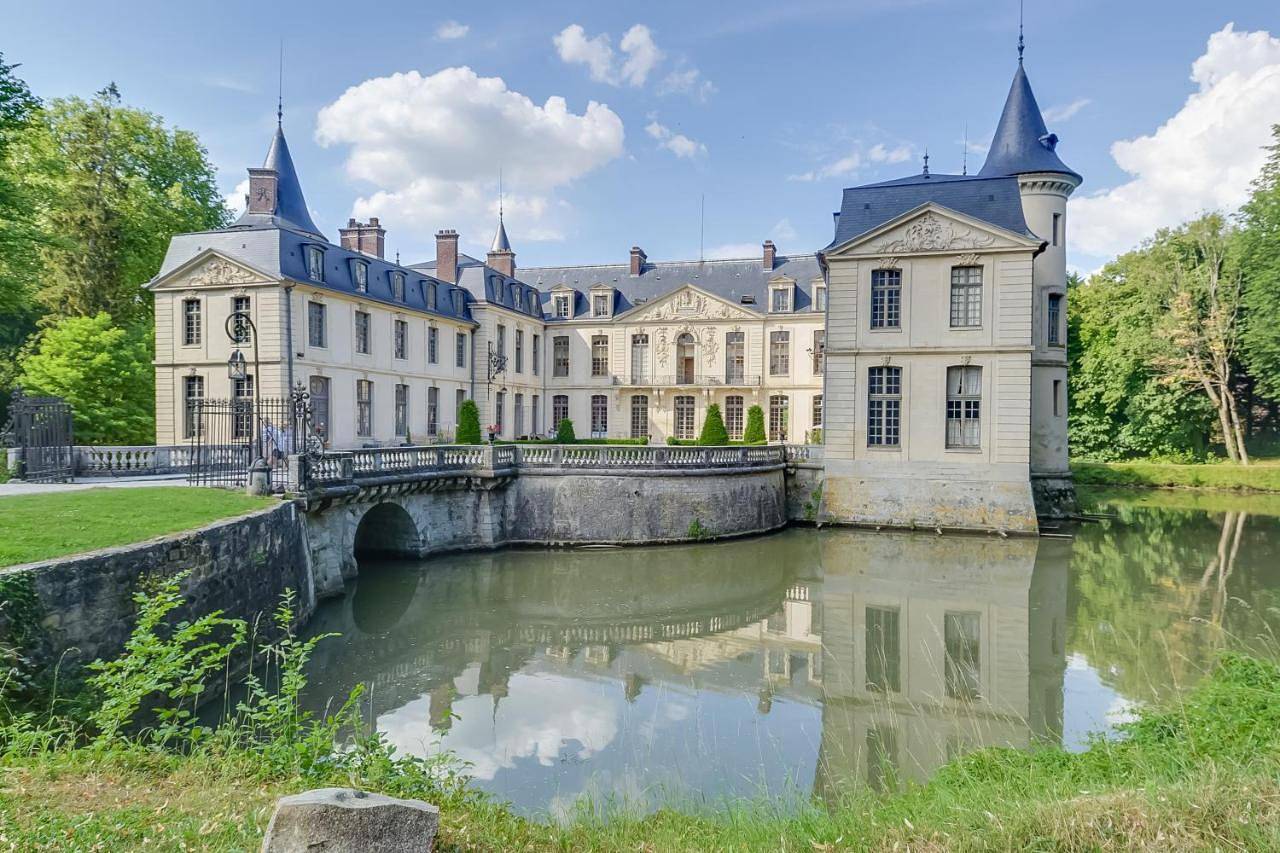 Château d'Ermenonville in Ermenonville, Oise