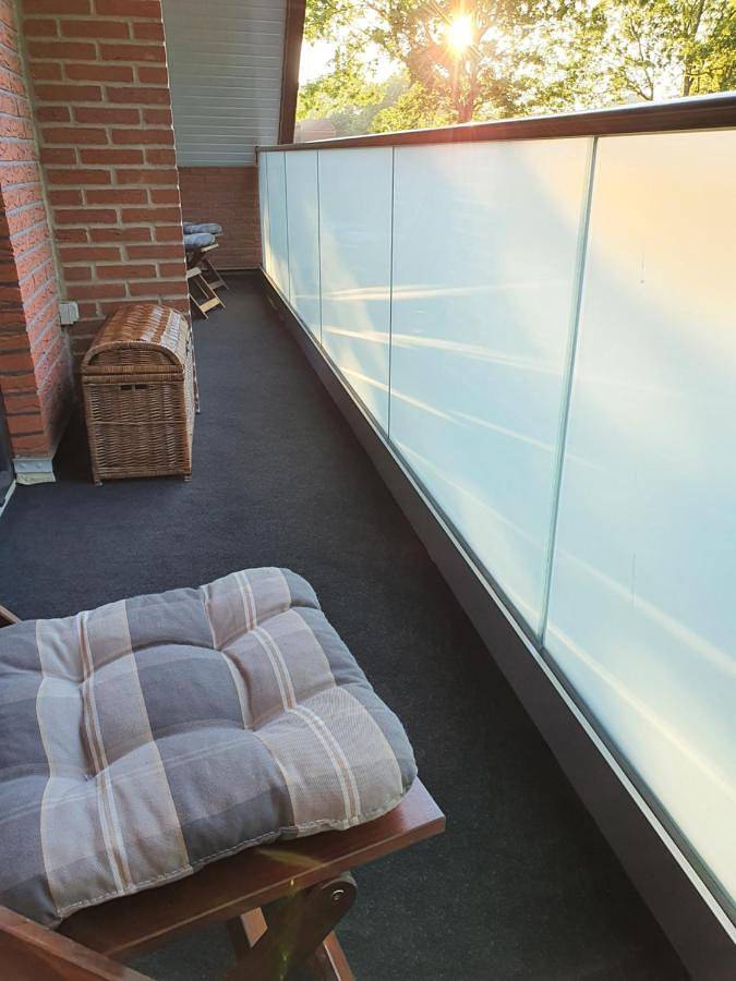 Ferienwohnung für 4 Personen, mit Balkon und Garten sowie Ausblick in Altenbruch