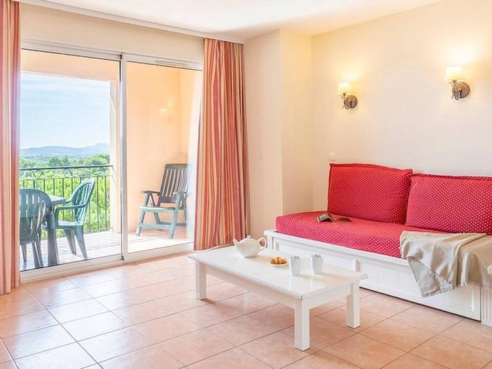 Location de vacances pour 8 personnes, avec bassin pour enfant, animaux acceptés dans Golf de Pont Royal - 2