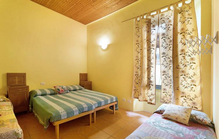 Ferienhaus für 4 Personen, mit Garten am Ortasee