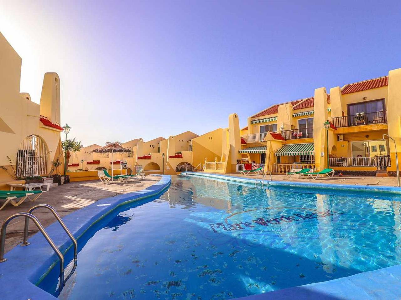 Entire apartment, Renovated apartment with terrace and jacuzzi in Fañabe in San Eugenio Alto, Adeje