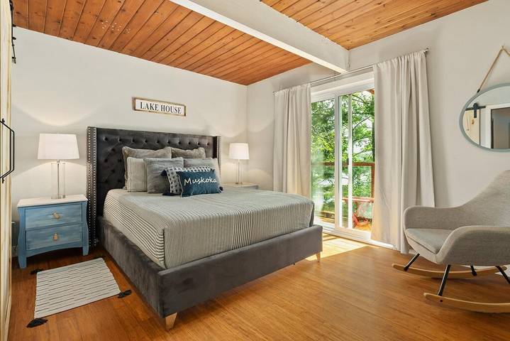 Cottage for 8 people, with balcony in Muskoka