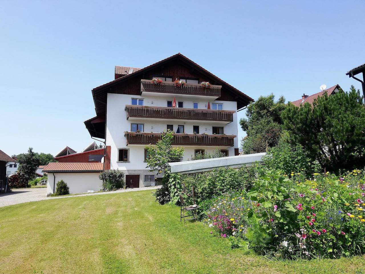 Ganze Wohnung, Ferienwohnung Pfänder, 43qm mit Balkon und Wlan in Rickenbach (Lindau), Lindau
