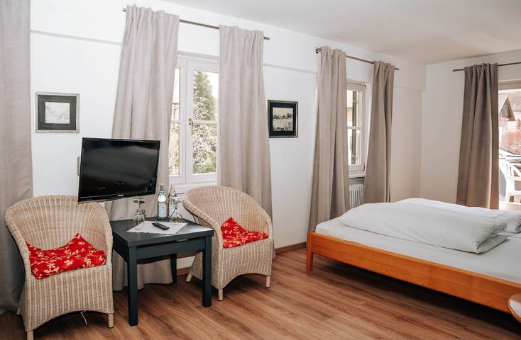 Ihre Pension in Amerang - Einzelzimmer mit Dusche/Wc in Amerang, Landkreis Rosenheim