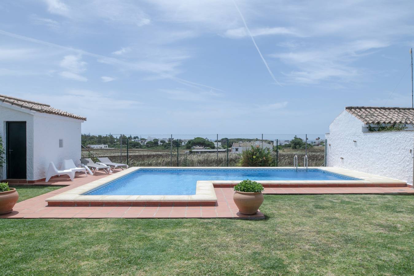 Casa La Gitanilla 1: piscina privada, terraza y Wi-Fi en Conil de la Frontera in Fuente del Gallo, Conil de la Frontera