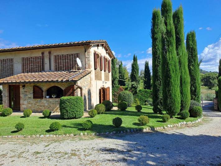 Villa con piscina per 8 persone, con panorama e balcone in San Gimignano