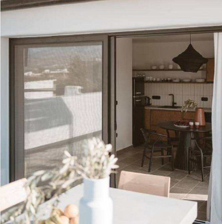 Location de vacances pour 6 personnes, avec terrasse et vue sur l’océan dans Agia Anna - 3