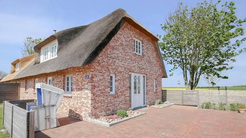 Ferienhaus für 4 Personen, mit Garten und Terrasse in Fahretoft