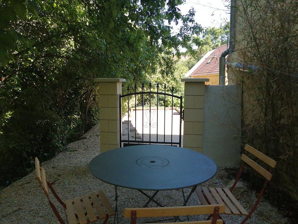 Les Bois d'Ormes - Chambre La Crypte in Bessey-en-Chaume, Région de Beaune