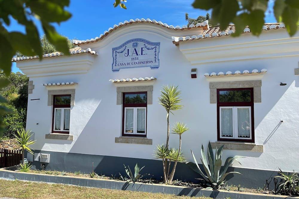 Casa vacanza a Aljezur a partire da 156€ a notte