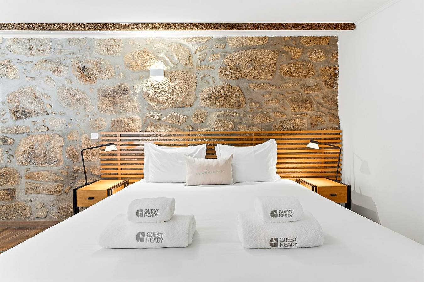 Estudio entero, Guestready - Courtyar 9/99 - Apt 2A in Oporto, Distrito de Porto
