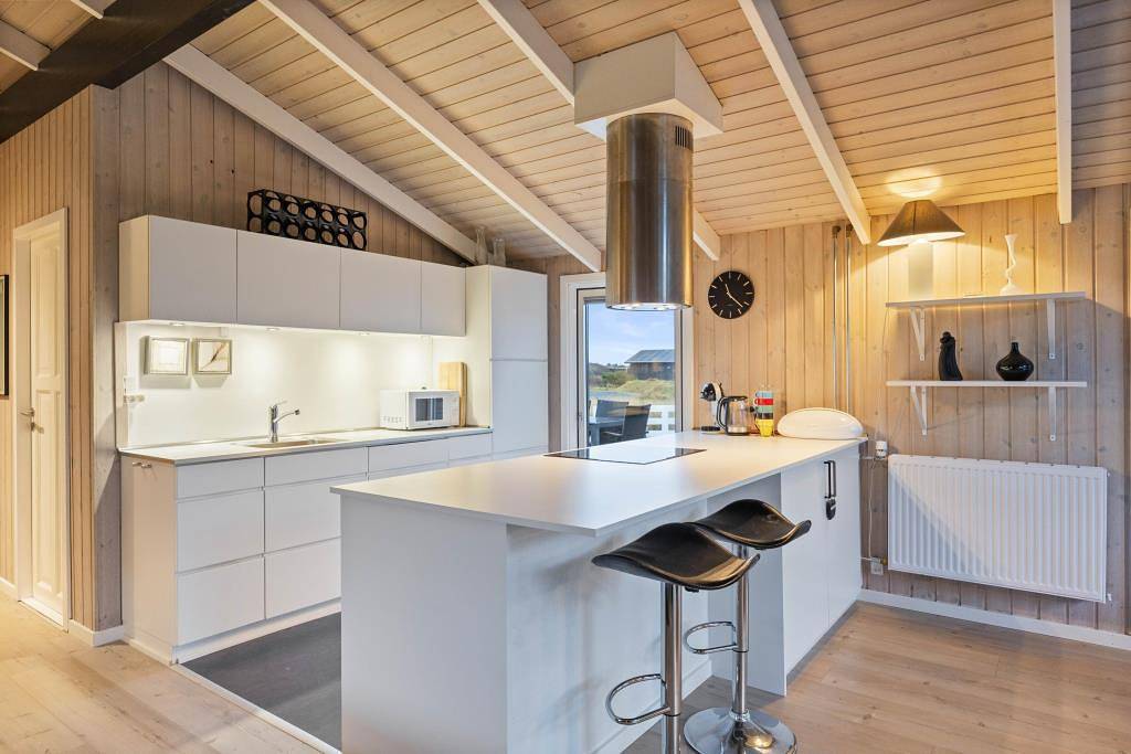 Moderne sommerhus til 10 personer med pool, sauna og spabad in Ringkøbing, Holmsland Klit