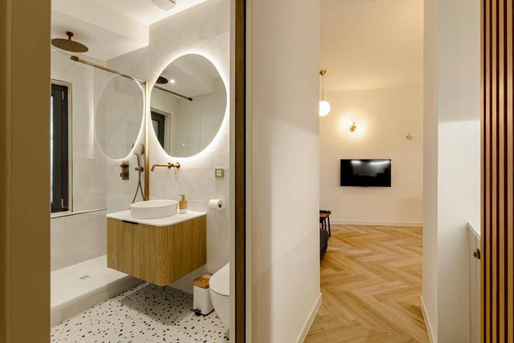 Gîte pour 4 personnes dans Arenes De Nimes - 3