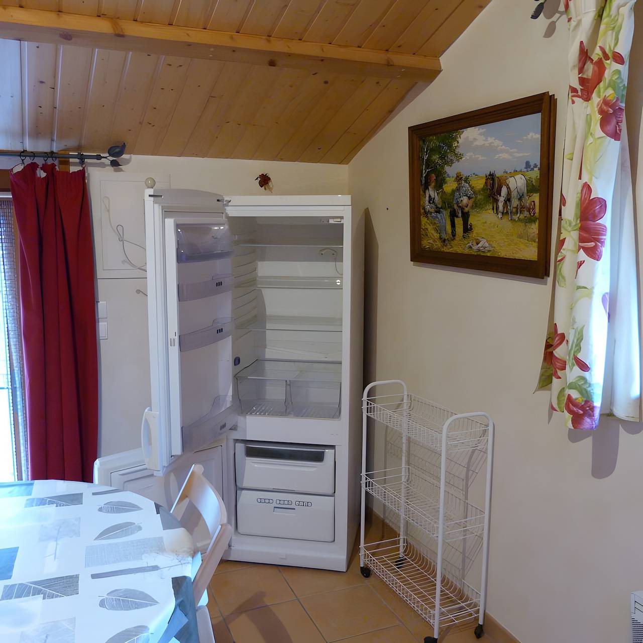 La petite maison Studio La Bergerie in Bains, Alto Loira