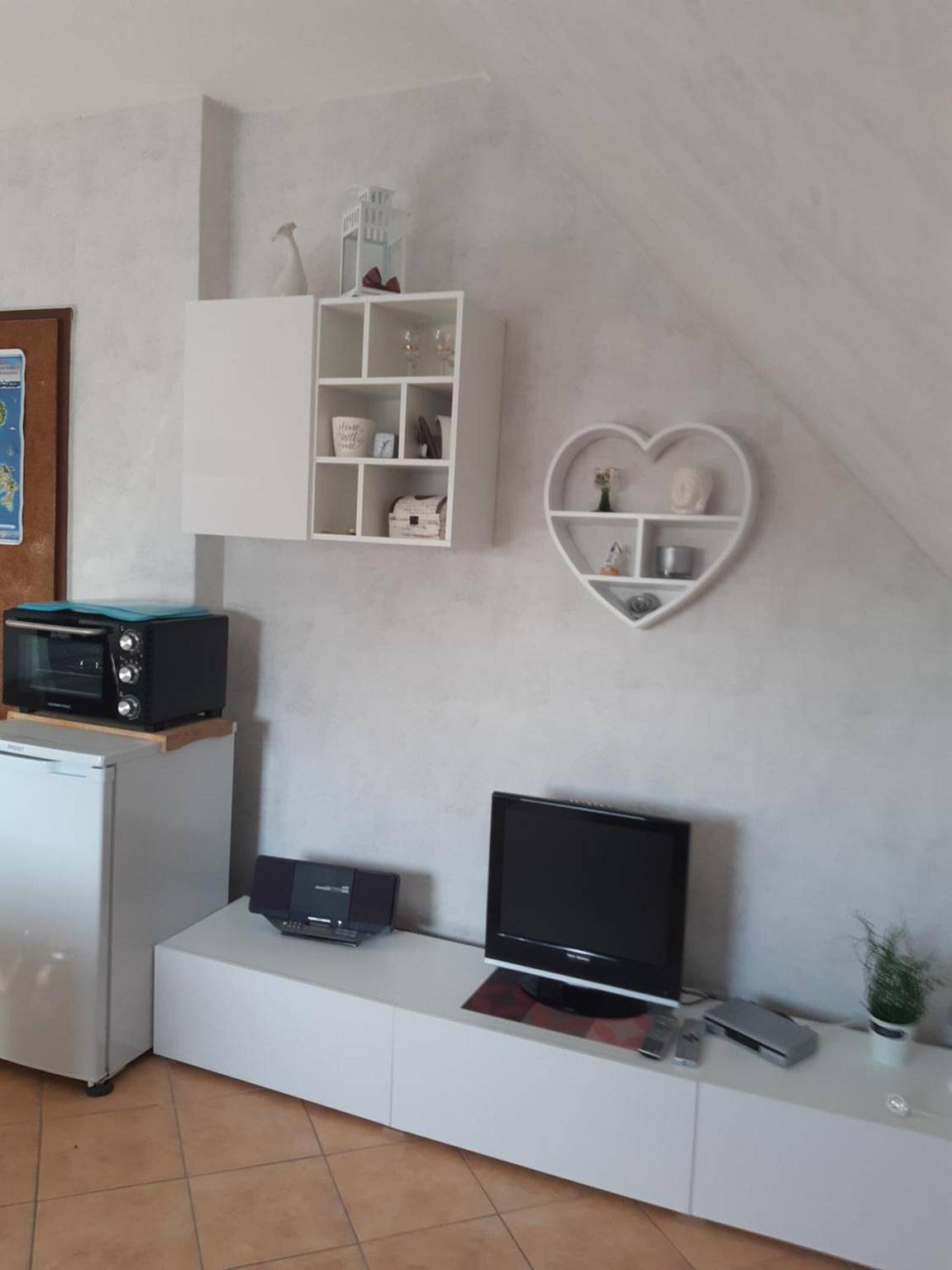 Ganze Wohnung, Apartment „Monika“ mit Wlan in Gustow, Stralsund Umland