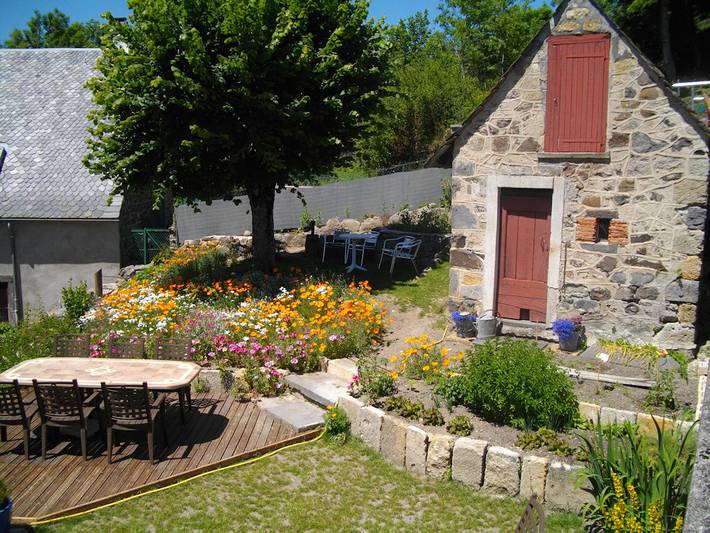 Chambre d’hôte pour 2 personnes, avec jardin dans Parc naturel régional des Volcans d'Auvergne - 3