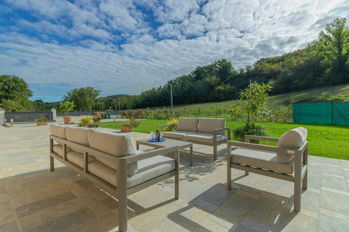 Villa adatta alle famiglie con piscina privata in Toscana in Montaione, Chianti
