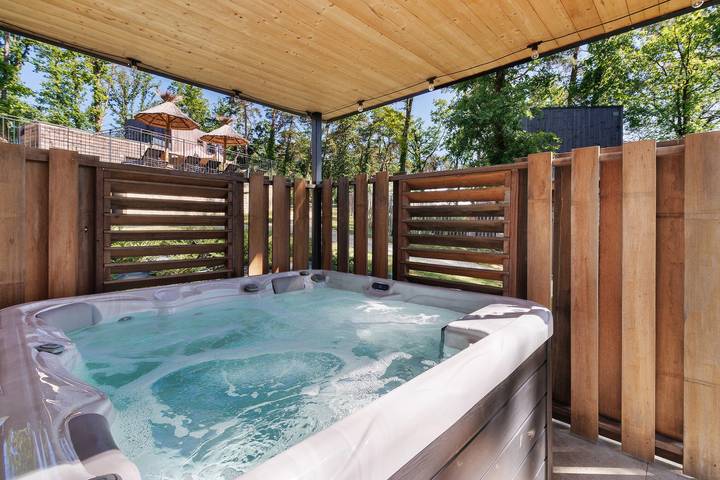 Le Pech Éternel – Spa-Hütte Pins mit Panoramablick nahe Sarlat in Sarlat-la-Canéda, Périgord Noir