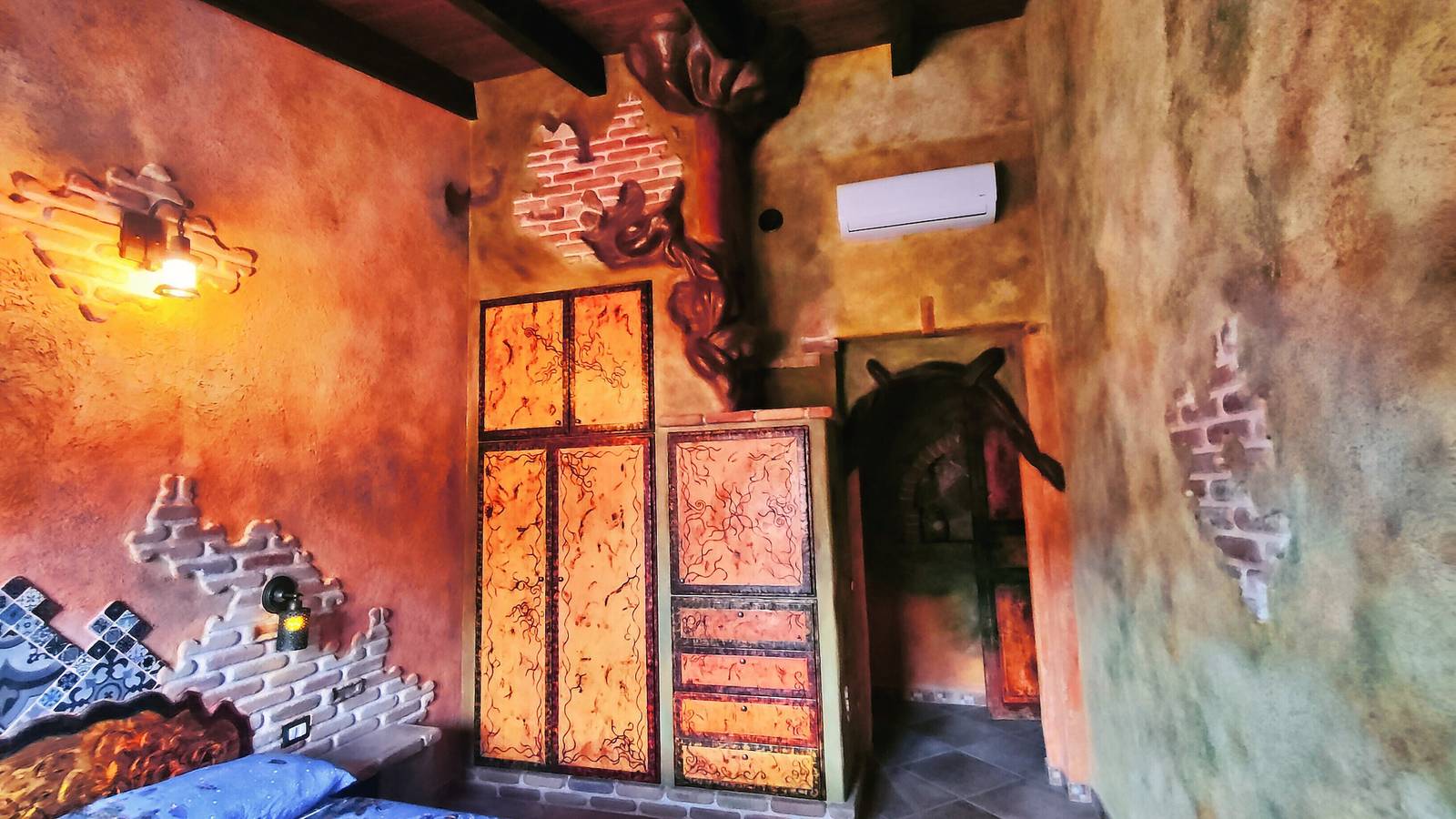 Room 'Mila' with Mountain View, Shared Terrace and Wi-Fi in Teulada, Cagliari Province