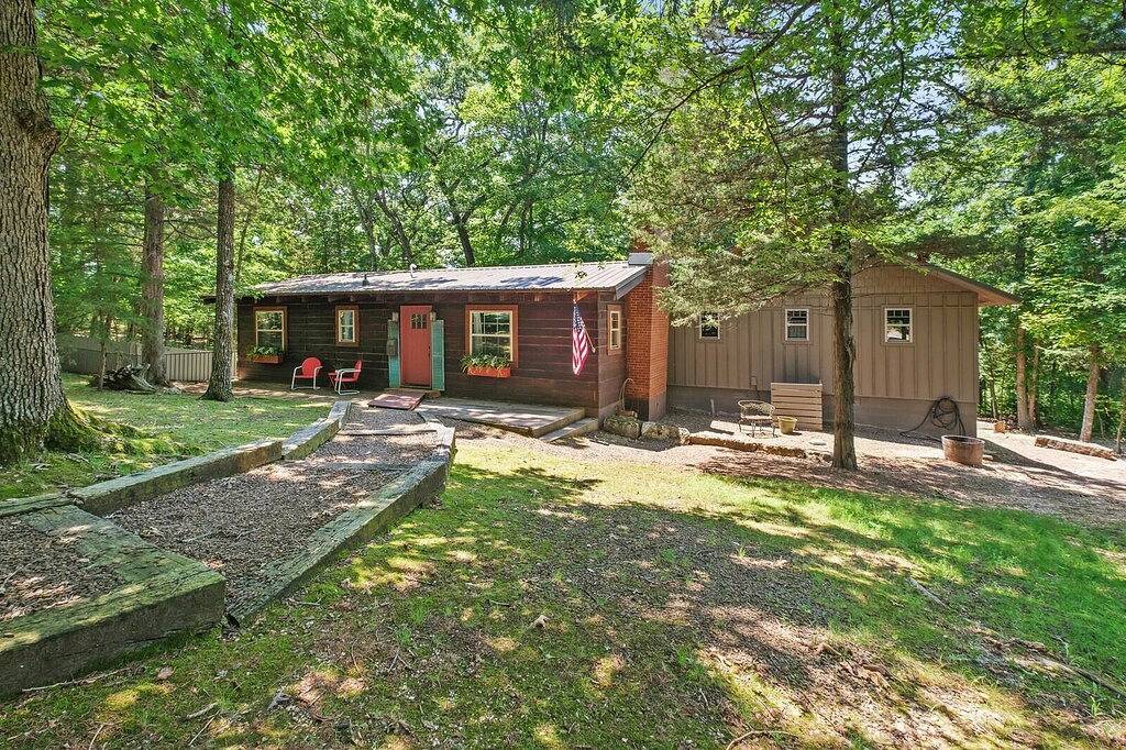 Sunset Cabin - Secluded retreat on Beaver Lake in Beaver Lake